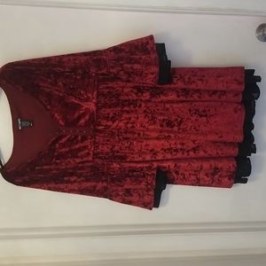 Bell cuff red velvet XL hottopic dress